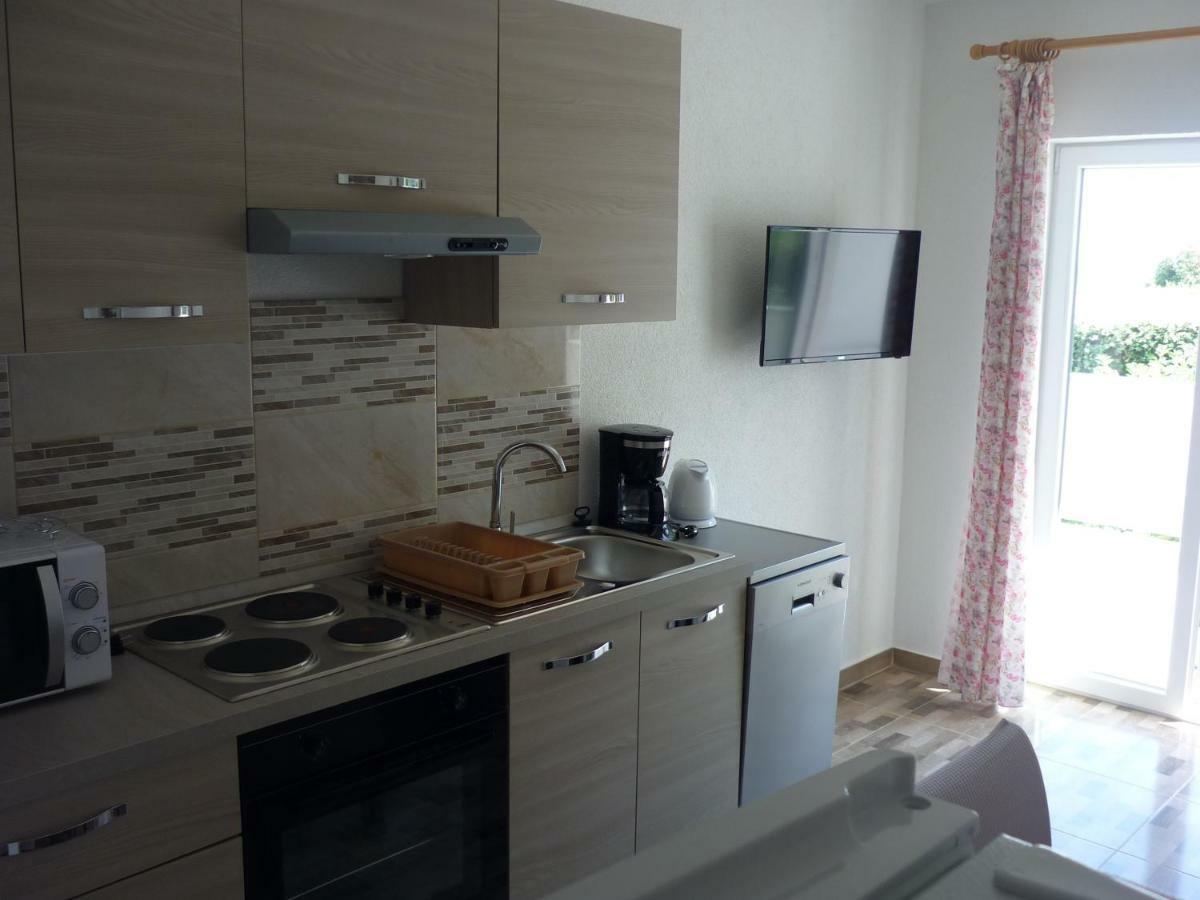 Apartman Miljenko - Matovica Kampor Extérieur photo